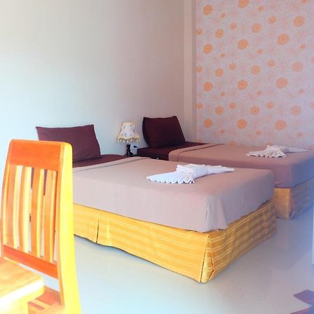 Tubkaek Mansion Hotel Pantai Tab Kaek Luaran gambar