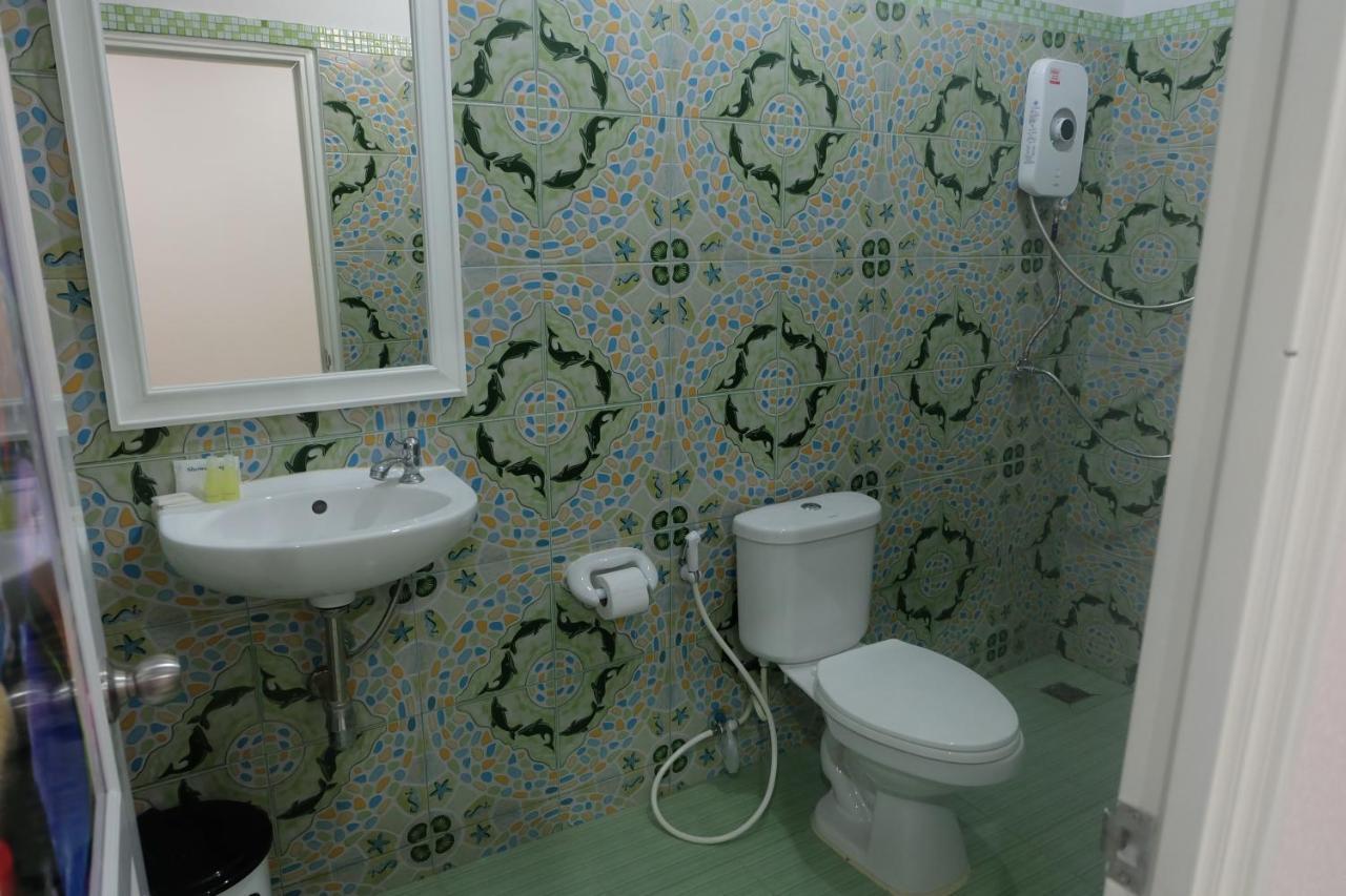 Tubkaek Mansion Hotel Pantai Tab Kaek Luaran gambar
